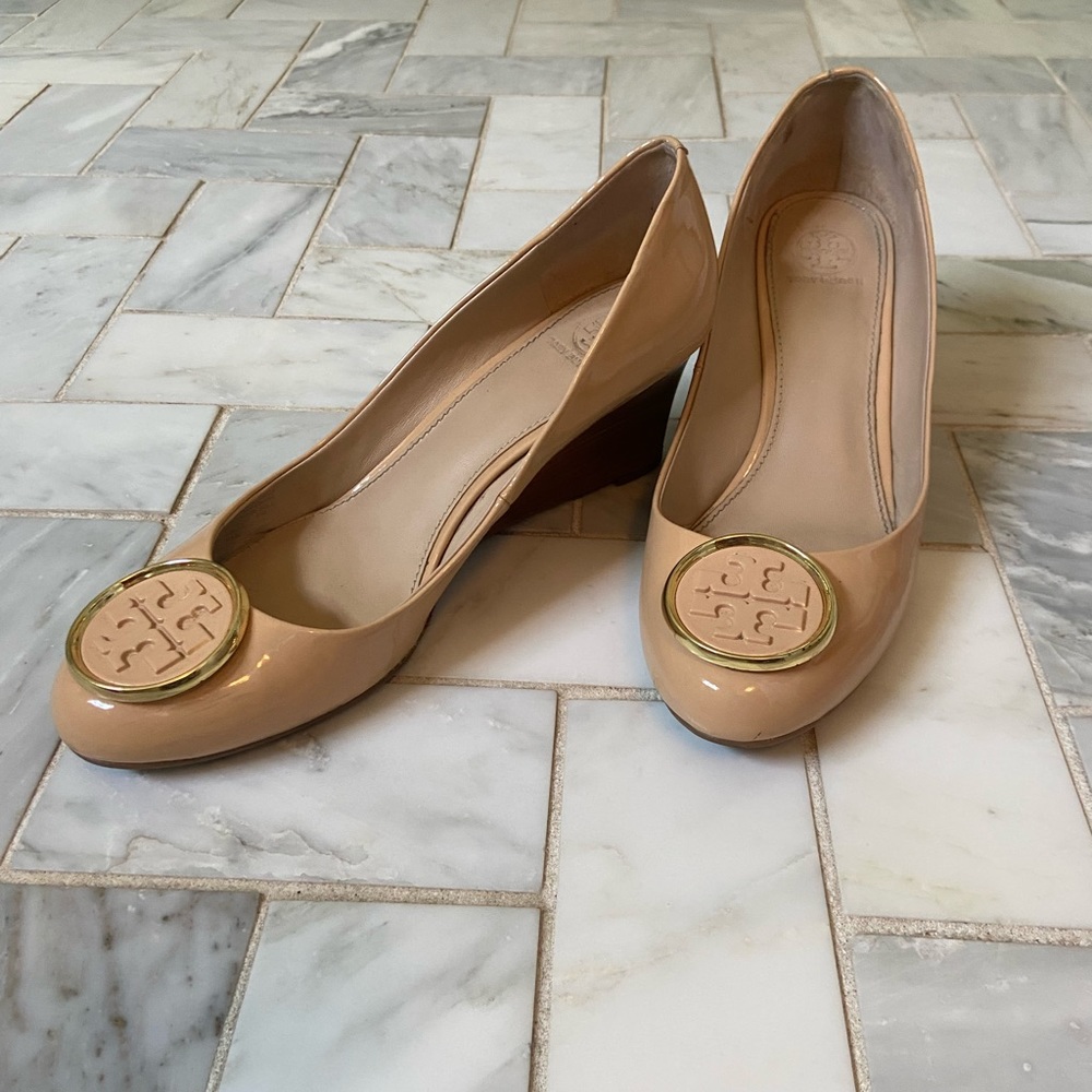 Tory Burch Nude Wedges